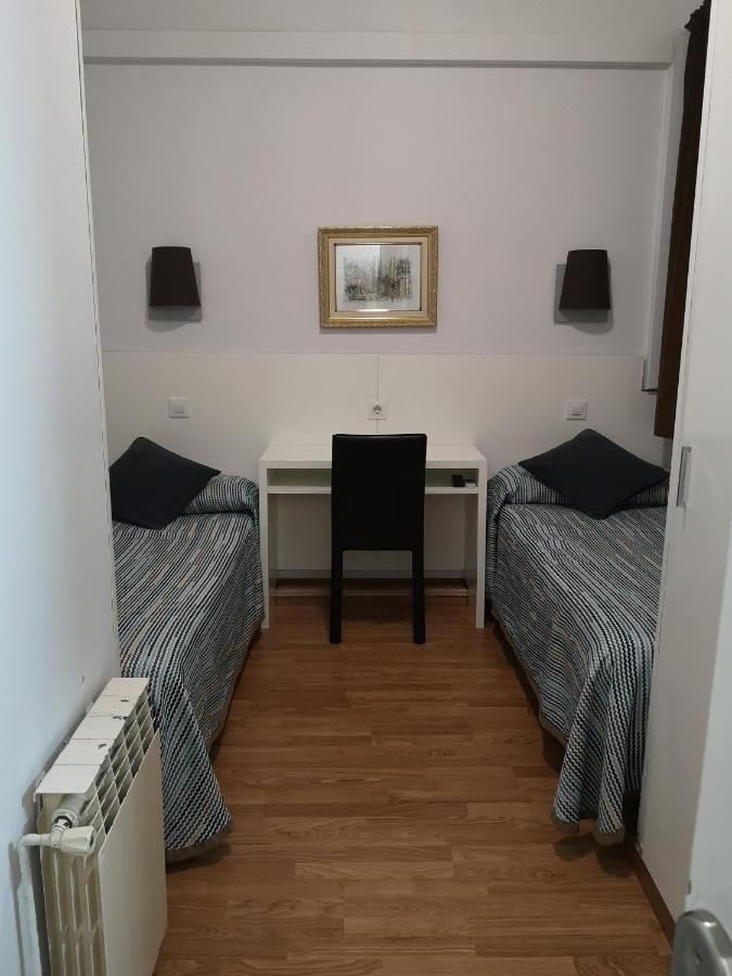 Lesseps Guest house 2*