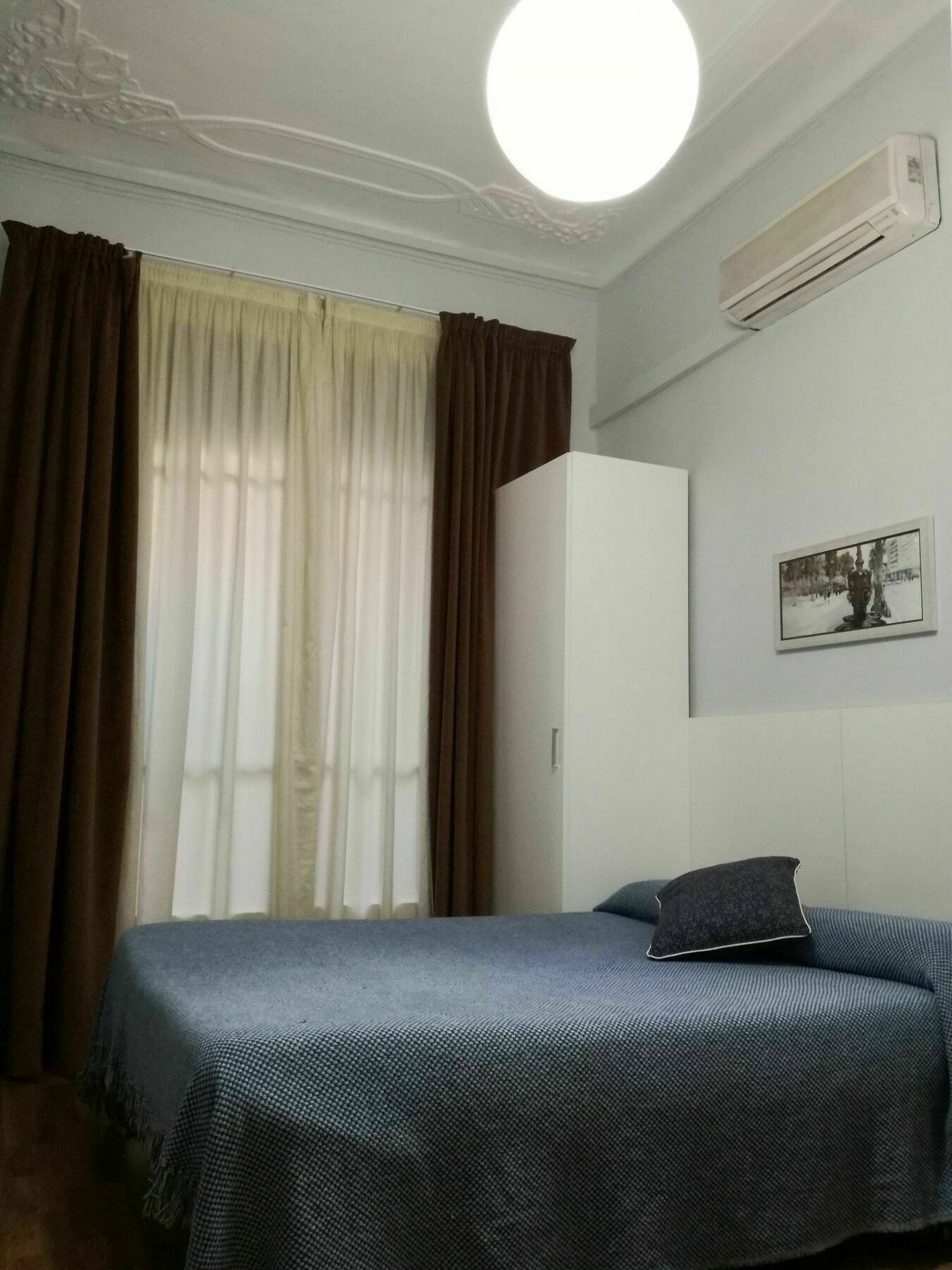 Lesseps Guest house 2*