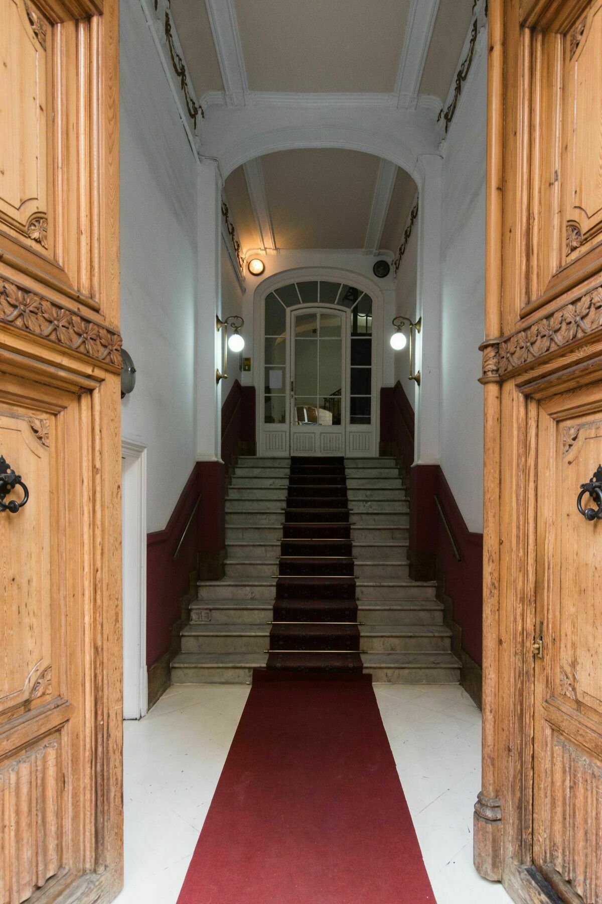 Lesseps Guest house 2*